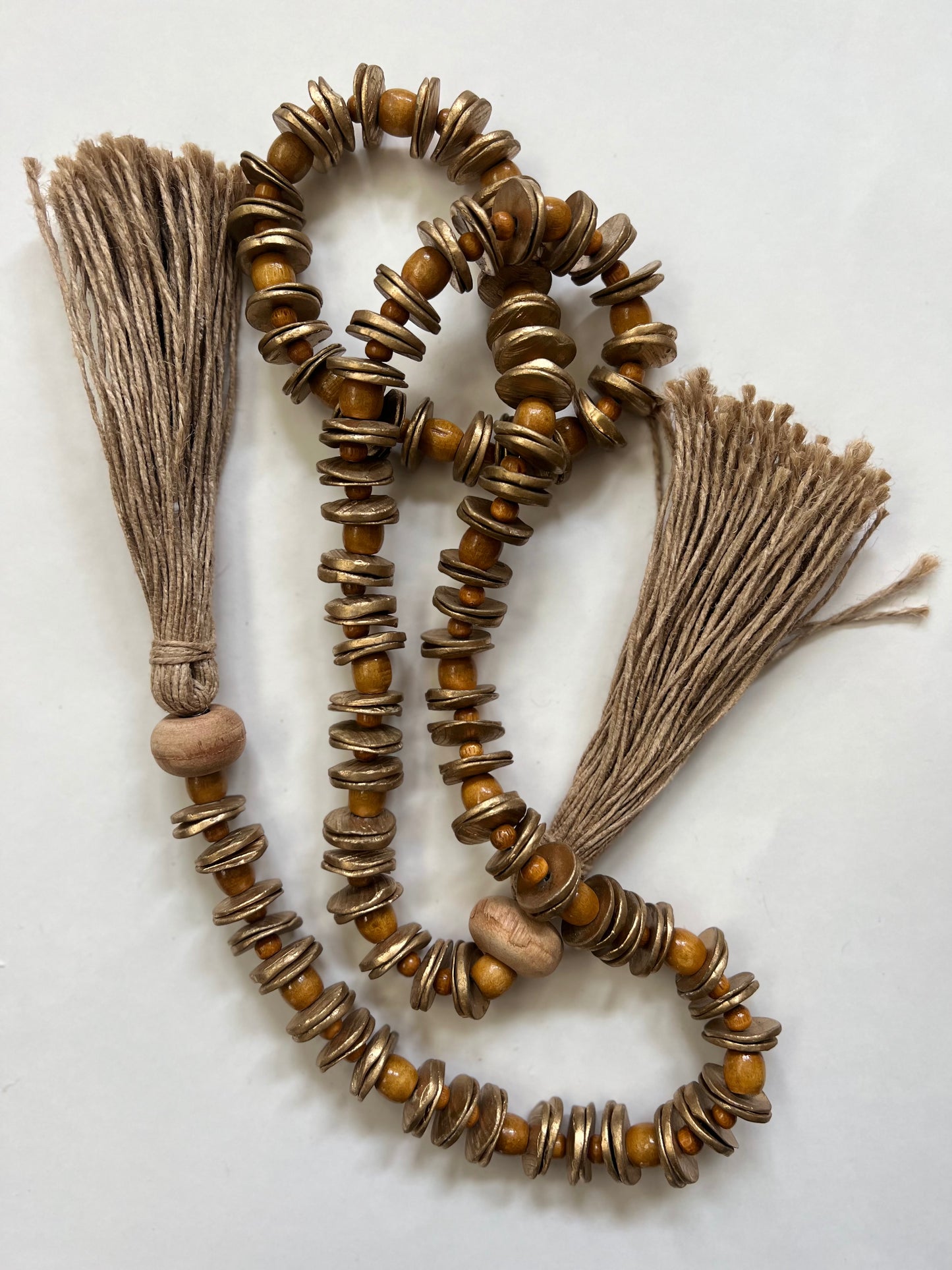 COGNAC BARREL BEAD GARLAND