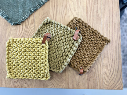 CROCHET POT HOLDER