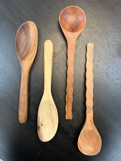 BROWN WOODEN SPOONS
