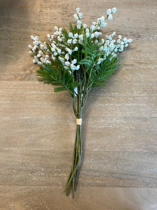 9" WHITE BERRY BUNCH