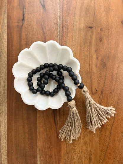 BLACK BEAD GARLAND